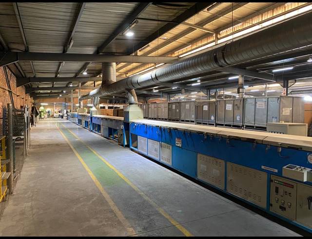 4,580M² WAREHOUSE TO LET IN ROSSLYN